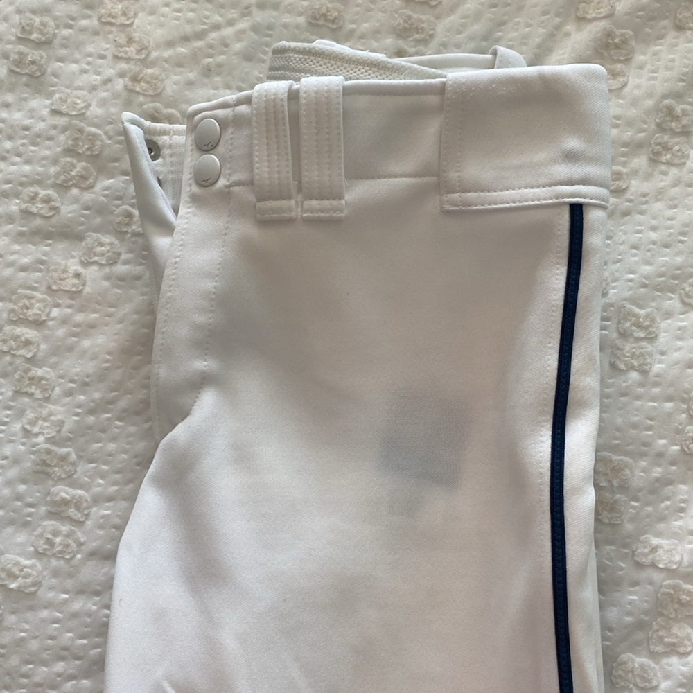 Mizuno Softball 🥎 Pants (white pants with navy blue stripe) - Picture 4 of 4